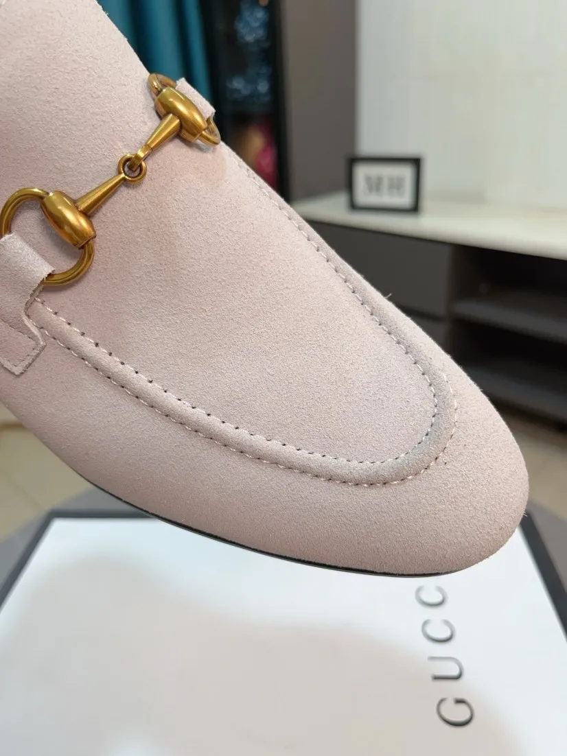 Men's shoes 💰500🌹🌹【GUCCI】The most popular classic Gucci leather shoes. Synchronized with the official website, the upper is made of Italian first-layer cowhide ➕cowhide lining, with unique brand and unique craftsmanship. Highlighting the hot style of the new year. Stop hesitating, stop wandering, get it now. Number: 38--44